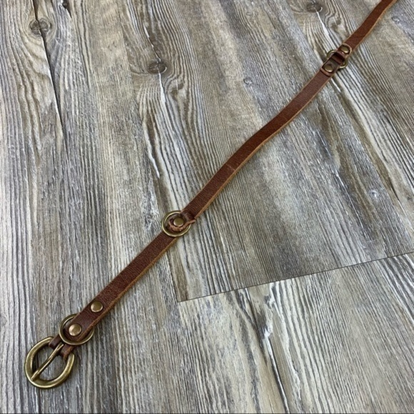 Brown Leather Brass Tone Hardware Belt - Picture 3 of 12